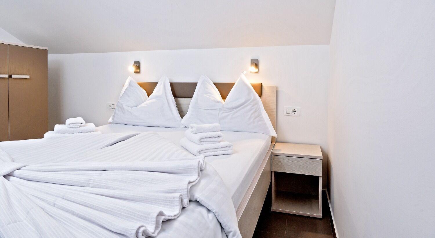 Apartments Bisernica-With Pool Ražanj Dış mekan fotoğraf