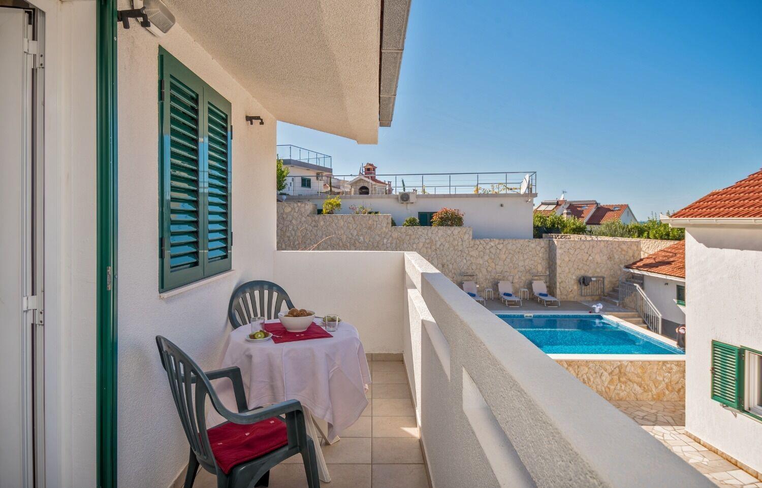 Apartments Bisernica-With Pool Ražanj Dış mekan fotoğraf
