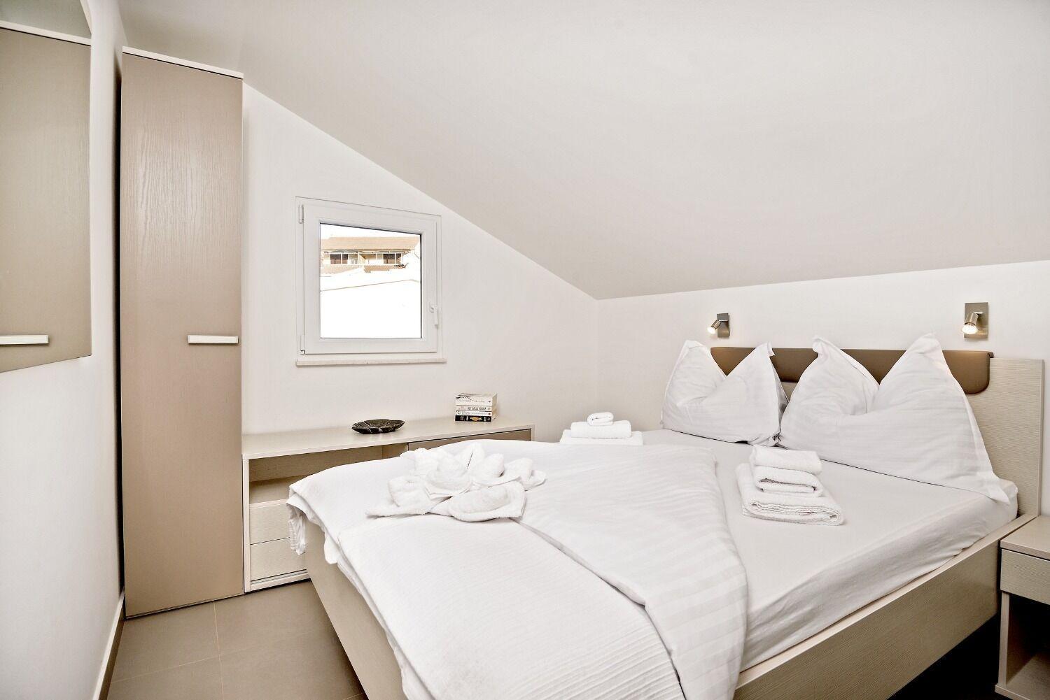 Apartments Bisernica-With Pool Ražanj Dış mekan fotoğraf