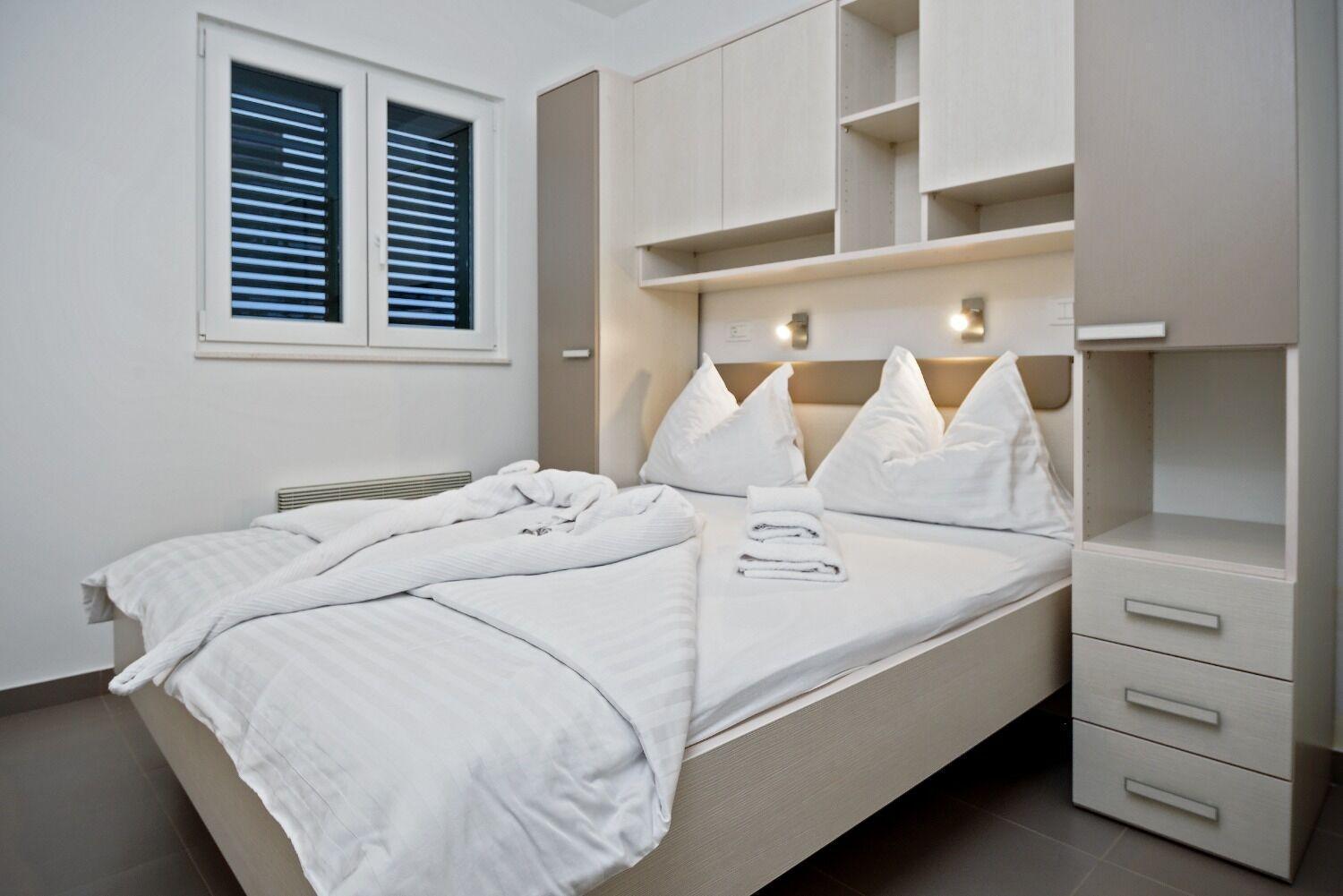 Apartments Bisernica-With Pool Ražanj Dış mekan fotoğraf