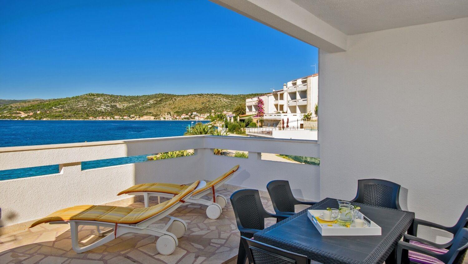 Apartments Bisernica-With Pool Ražanj Dış mekan fotoğraf