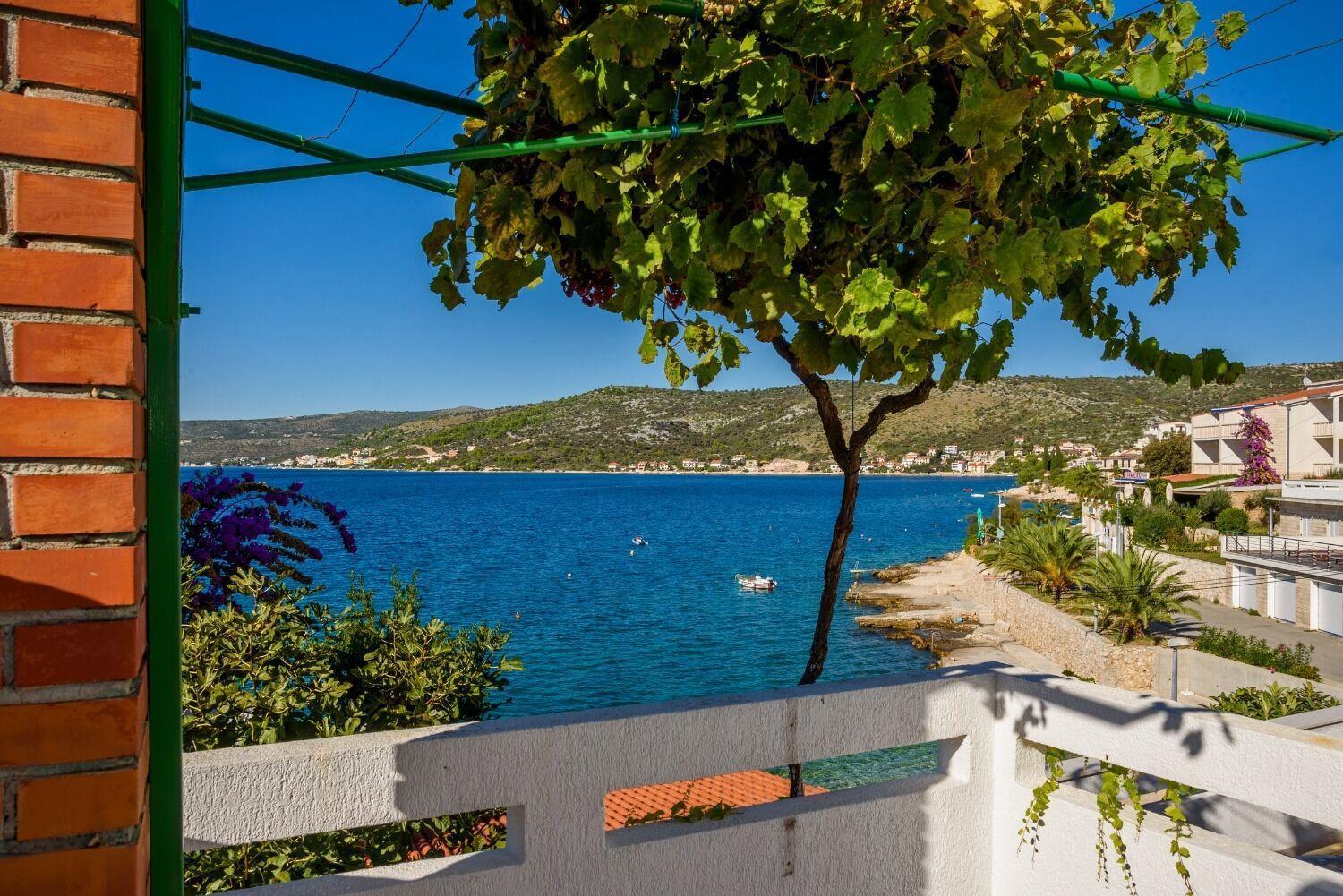 Apartments Bisernica-With Pool Ražanj Dış mekan fotoğraf